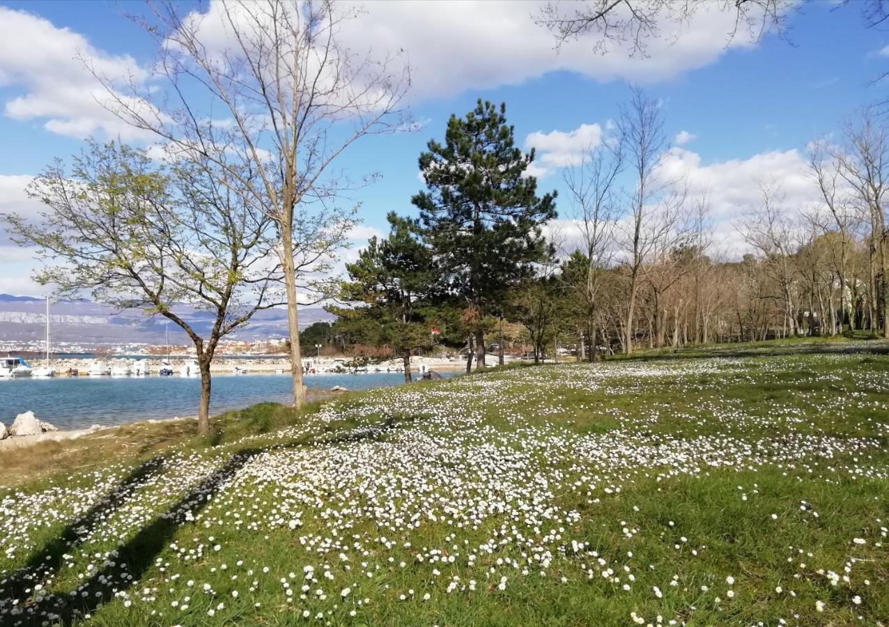 Apartment Sun & Sea Krk Town Exterior photo